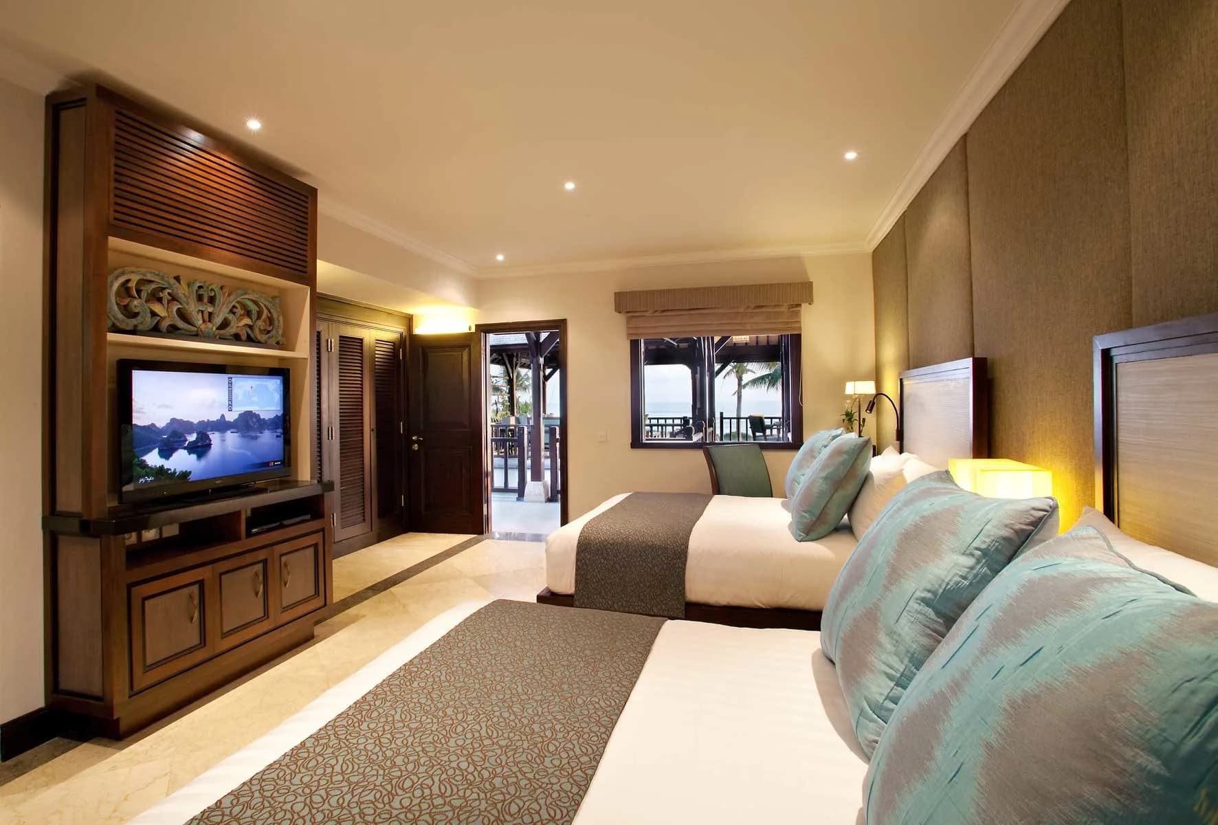 Sundara Oceanside Villa